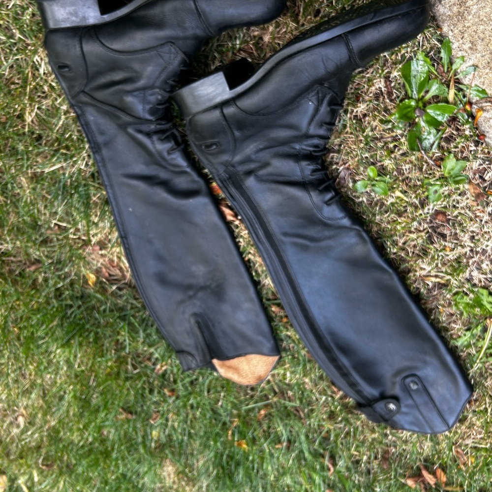 Ariat Tall equestrian Riding Boots size 8 - Picture 2 of 11